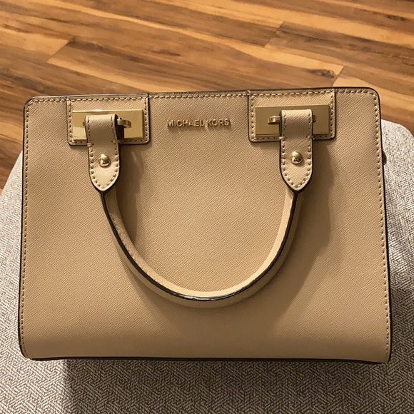 Michael Kors Satchel - Picture 3 of 12